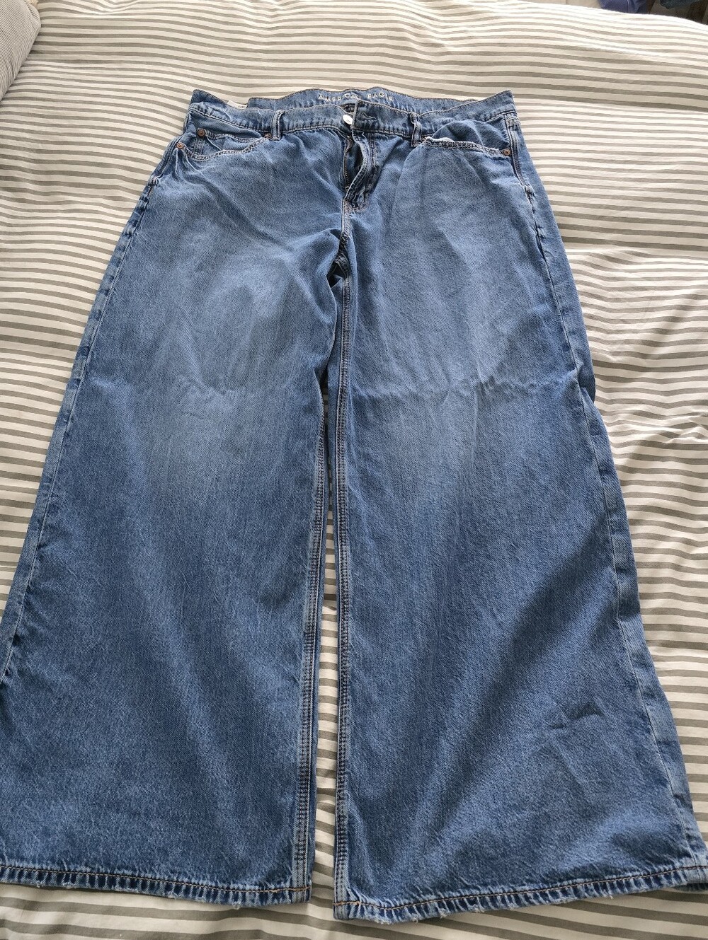 Wide Leg Jeans